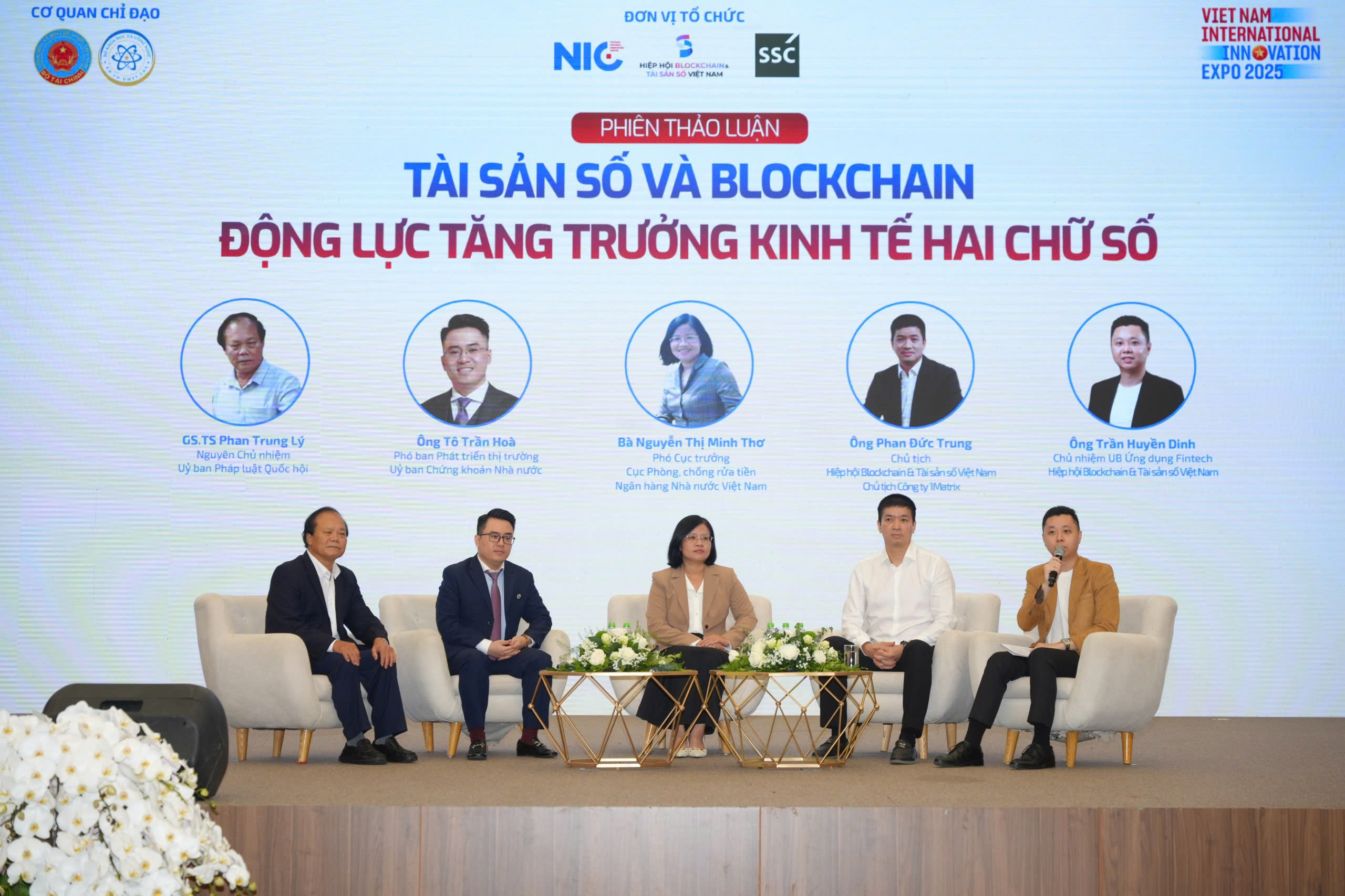 Phiên tọa đàm tại Diễn đàn “Thị trường tài sản số: Từ xu hướng tới bứt phá” 