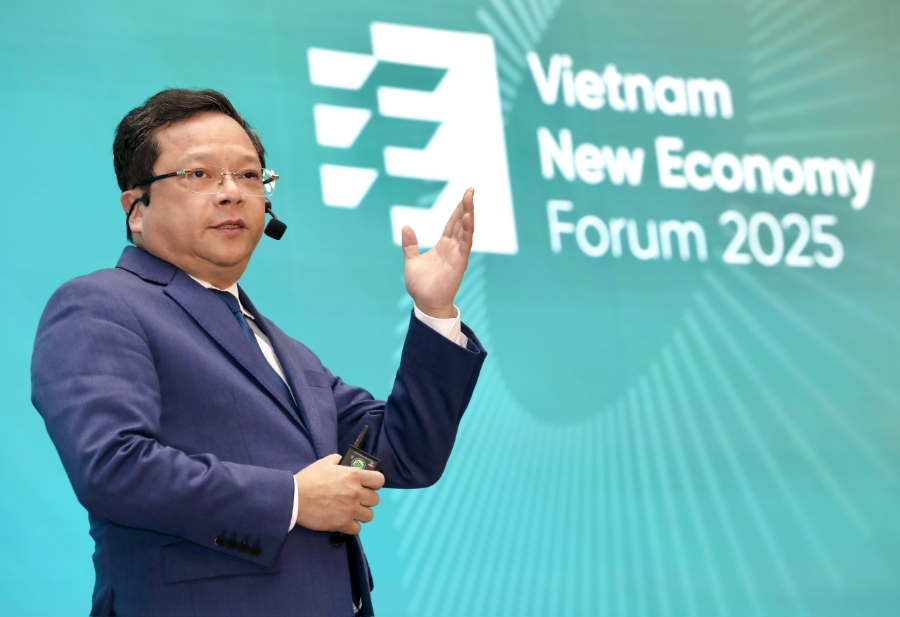 TS. Nguyễn Đức Hiển: Tỷ lệ doanh nghiệp Việt Nam có kết nối tham gia chuỗi giá trị toàn cầu thấp, chỉ có khoảng 18%, giảm 17 điểm phần trăm so với năm 2009 và chủ yếu tập trung ở các doanh nghiệp lớn.