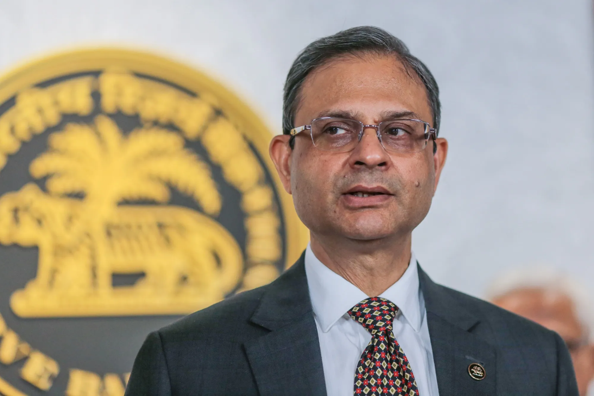 Thống đốc RBI Sanjay Malhotra - Ảnh: Bloomberg.