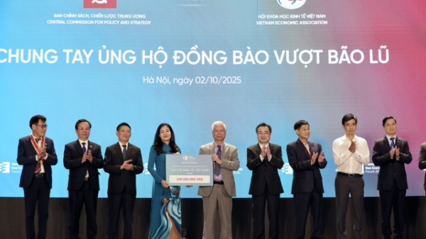 Cộng đồng doanh nghiệp chung tay ủng hộ đồng bào khắc phục hậu quả cơn bão số 10