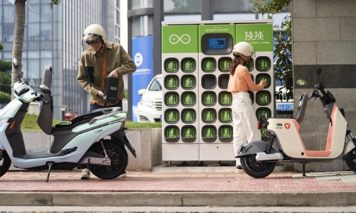 Đề xuất dự án tủ đổi pin xe điện, cung cấp pin cho khoảng 100.000 người dân Hà Nội