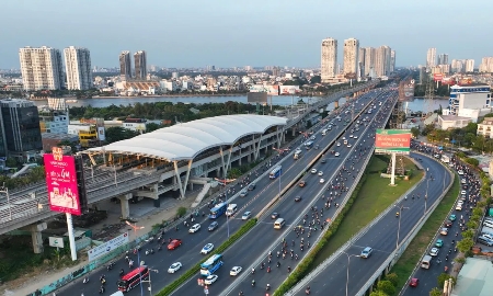 Lãnh đạo TP.Hồ Chí Minh làm việc với doanh nghiệp triển khai hai tuyến đường sắt chiến lược