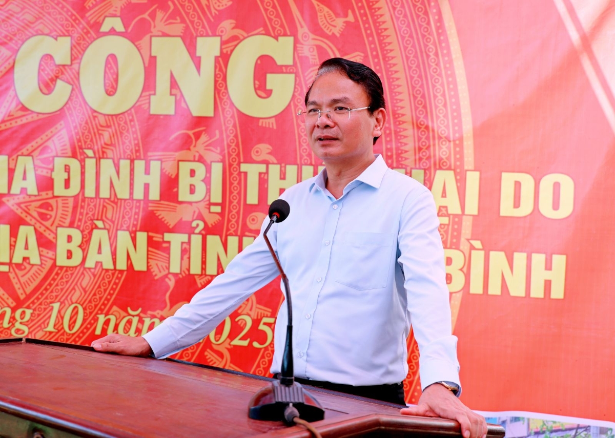 Bí thư Tỉnh ủy Ninh Bình Đặng Xuân Phong phát biểu tại buổi lễ