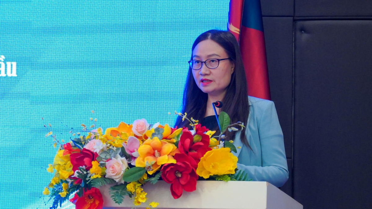 PGS.TS Nguyễn Anh Thu, Phó Hiệu trưởng Trường Đại học Kinh tế (UEB) - Đại học Quốc gia Hà Nội (VNU), phát biểu tại diễn đàn.