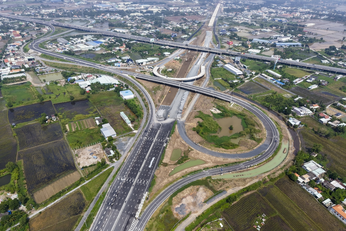 Nút giao Mỹ Yên kết nối 3 tuyến cao tốc.