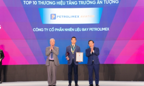Petrolimex Aviation vinh dự nhận chứng nhận Top 10 Thương hiệu Tăng trưởng ấn tượng năm 2025