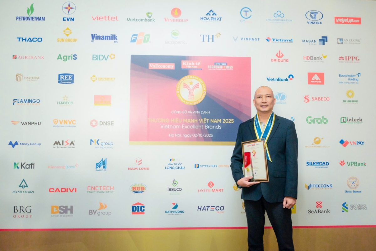 Đại diện Lãnh đạo BV Group tại chương trình Thương hiệu mạnh Việt Nam 2025.
