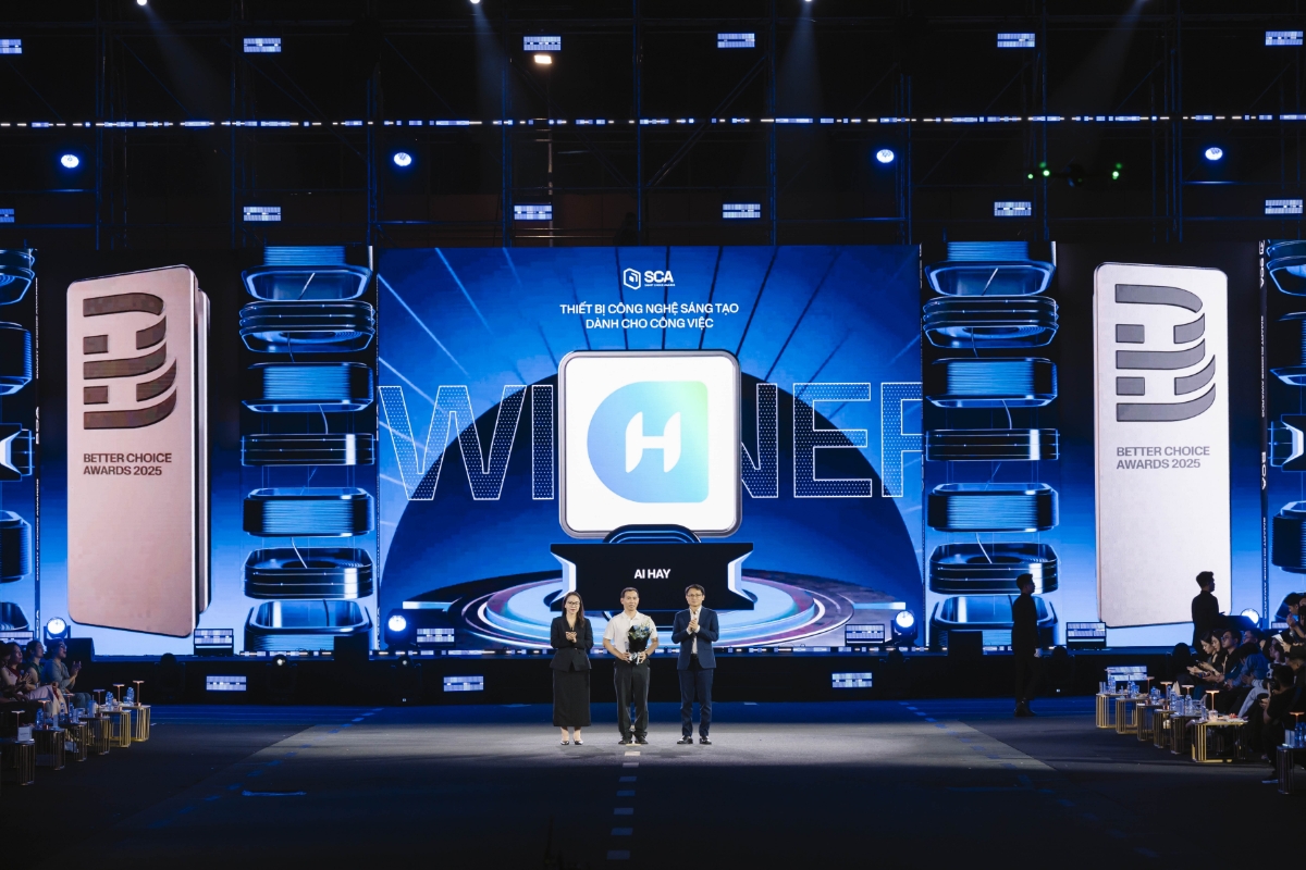 Đại diện AI Hay nhận giải thưởng từng được trao cho “ông lớn” Samsung. Ảnh: BTC.