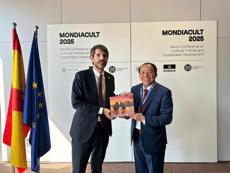Vietnam strengthens international cultural cooperation at MONDIACULT 2025