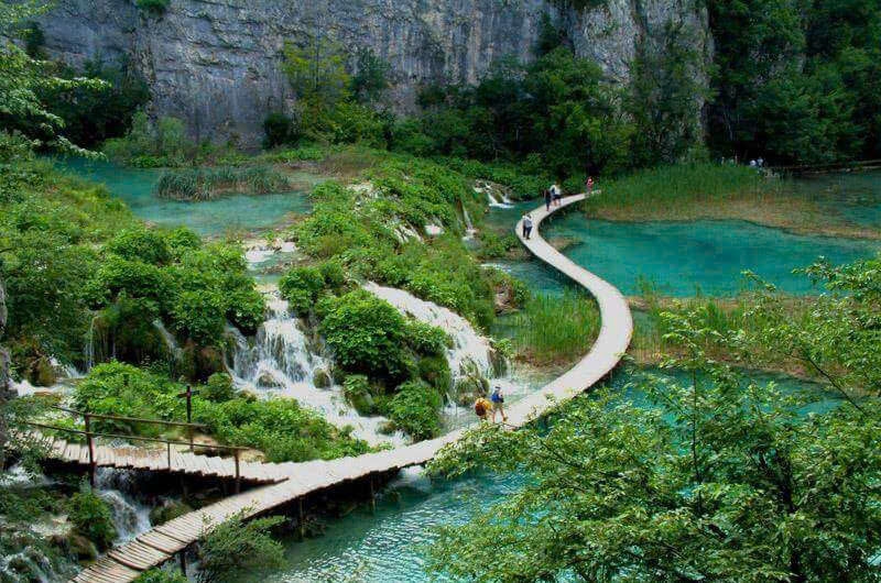 Vườn quốc gia Bạch Mã nay đứng trước vận hội mới khi đề án phát triển du lịch sinh thái, nghỉ dưỡng, giải trí.