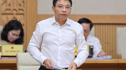 GDP growth rate hits 8.22% in 3rd quarter