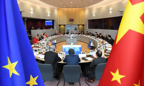 Mỹ thoái lui, ai đang đứng ra gánh trọng trách khí hậu toàn cầu?