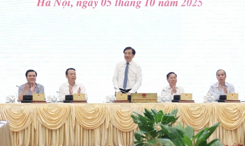 Tình hình kinh tế - xã hội tháng sau tốt hơn tháng trước, quý sau tốt hơn quý trước