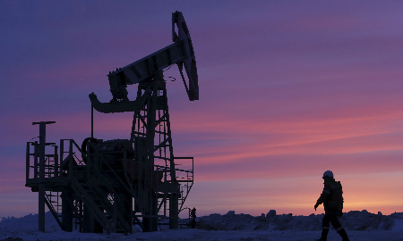 OPEC+ tiếp tục tăng sản lượng khai thác dầu