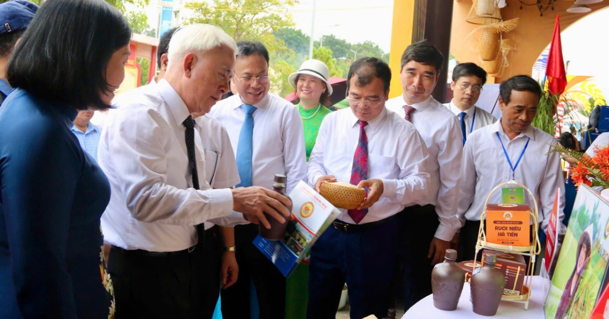 Hơn 200 sản phẩm OCOP quy tụ tại Tuần Văn hóa Côn Sơn - Kiếp Bạc