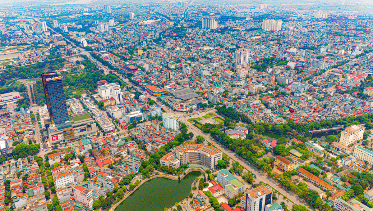 Giai đoạn 2021-2025, tốc độ tăng trưởng GRDP bình quân của Thanh Hóa ước đạt 10,24%, đứng thứ 4 cả nước và đứng thứ 3 trong nhóm 10 tỉnh, thành phố có quy mô kinh tế lớn nhất