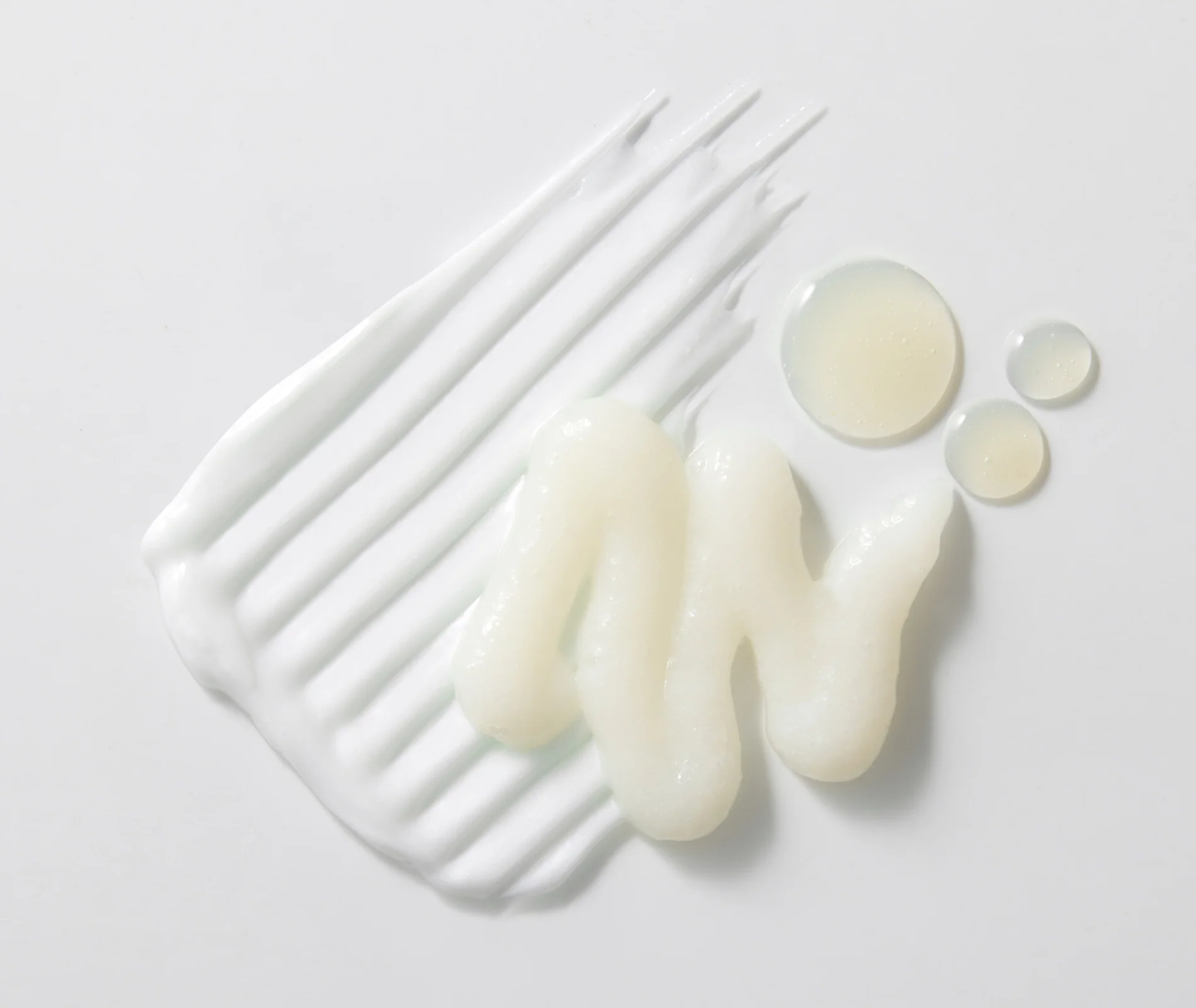 Kẹp ẩm đang là phương pháp chăm sóc da lên xu hướng của TikTok.