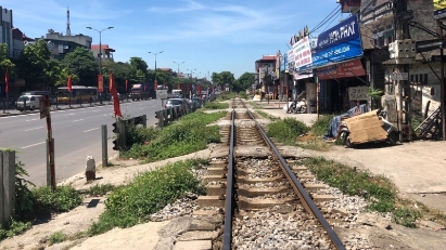 $322 mln proposed to resolve  illegal act of trespassing on railroad tracks