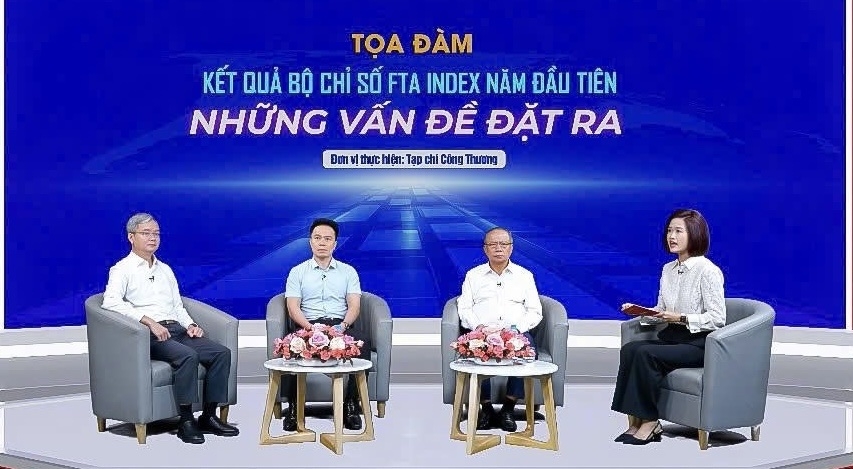 Các diễn giả tham gia tọa đàm.
