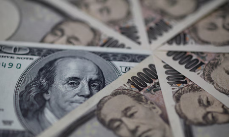 Đồng yên Nhật tụt giá chóng mặt vì mối lo Abenomics trở lại