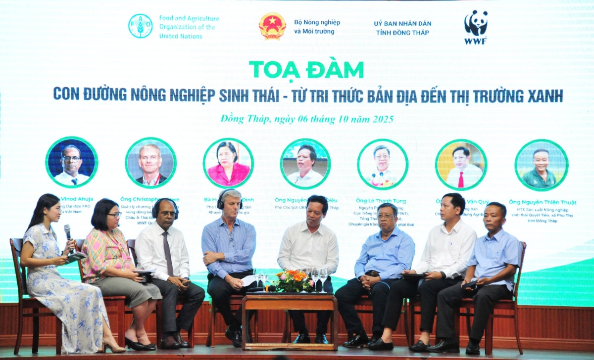 Phiên toạ đàm diễn ra trong khuôn khổ hội nghị.