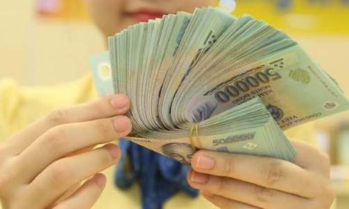 Bộ Nội vụ bác đề xuất giảm mức tăng lương tối thiểu thấp hơn 7,2%