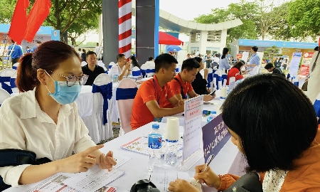 Thu nhập bình quân của người lao động trong quý 3/2025 đạt 8,3 triệu/tháng