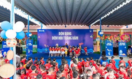 Vinamilk thắp sáng mùa trăng, gửi trọn yêu thương đến trẻ em Việt
