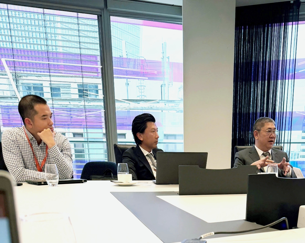 VPBankS&nbsp;đã thực hiện chuyến&nbsp;đi 4 thị trường, tiếp xúc hơn 50 quỹ&nbsp;đầu tư và nhà&nbsp;đầu tư quốc tế. Ảnh: VPBankS.