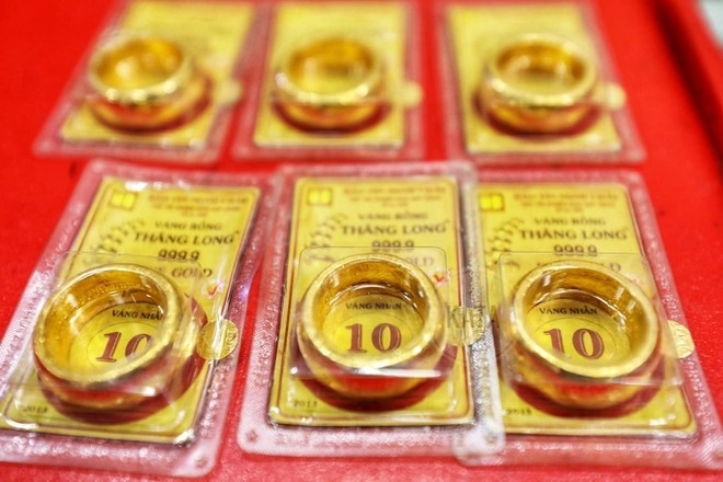 Giá vàng nhẫn “4 số 9” tăng gần 4 triệu đồng/lượng chỉ trong 3 phiên