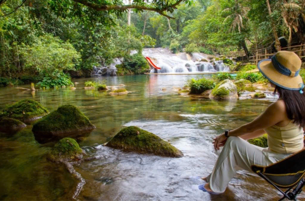 Check-in giữa thiên nhiên hùng vĩ.