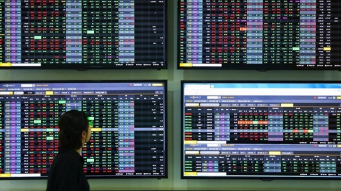 Bộ Tài chính tạm hoãn đề xuất thu thuế cổ tức ngay tại thời điểm chi trả 