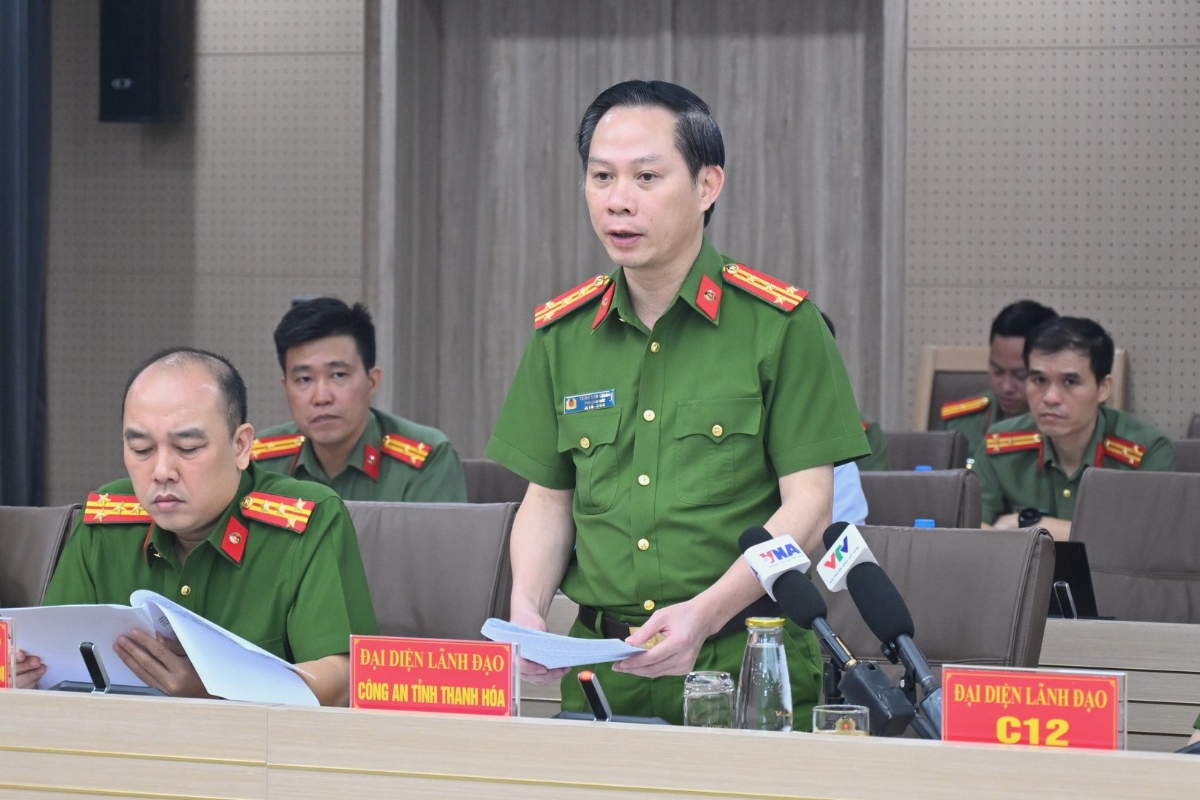 Đại tá Trịnh Văn Giang, Phó Giám đốc Công an tỉnh Thanh Hóa phát biểu tại Họp báo. Ảnh: Cổng thông tin điện tử Bộ Công an.