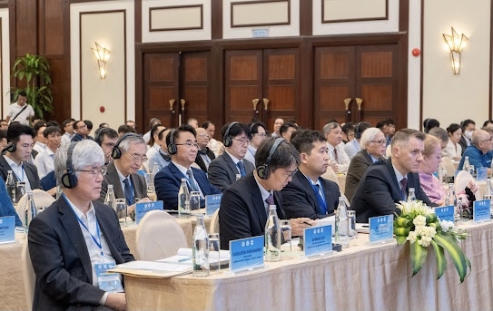 Các đại biểu quốc tế tham dự Hội nghị.