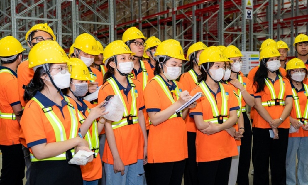 Thế hệ kế cận chính là lực lượng định hình một ngành logistics không chỉ thông minh hơn mà còn bền vững và nhân văn hơn.