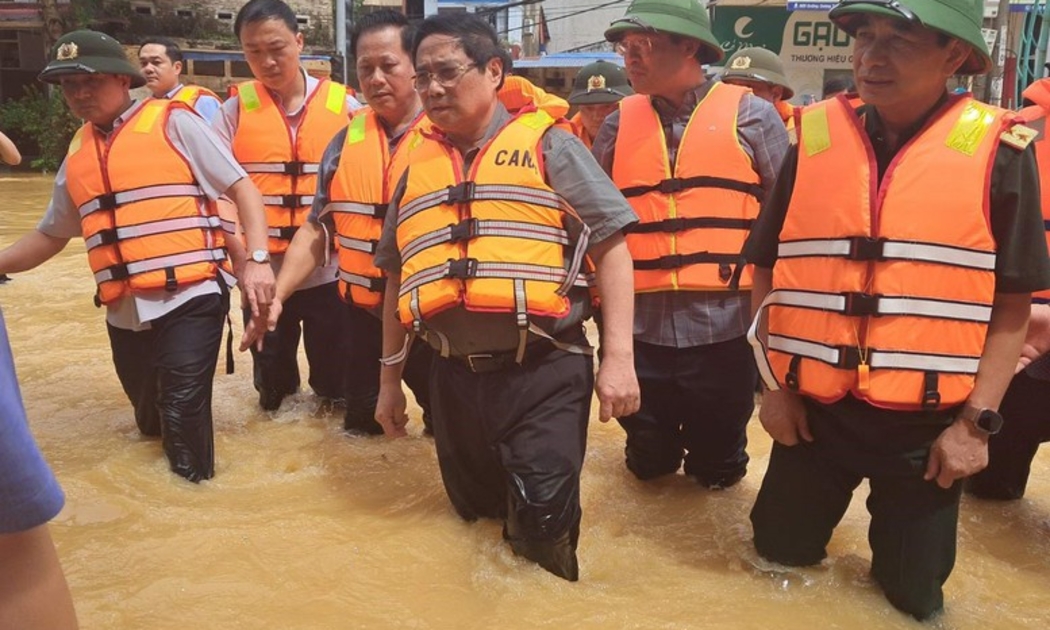 Thủ tướng Phạm Minh Chính tới vùng lụt Thái Nguyên
