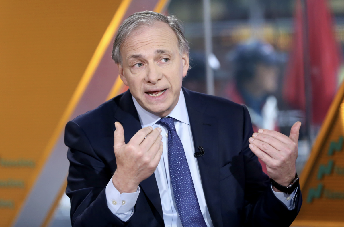 Nhà quản lý quỹ phòng hộ Ray Dalio - Ảnh: CNBC.
