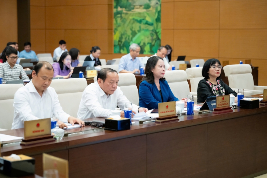 Các đại biểu tham dự phiên họp. Ảnh: Quốc hội.