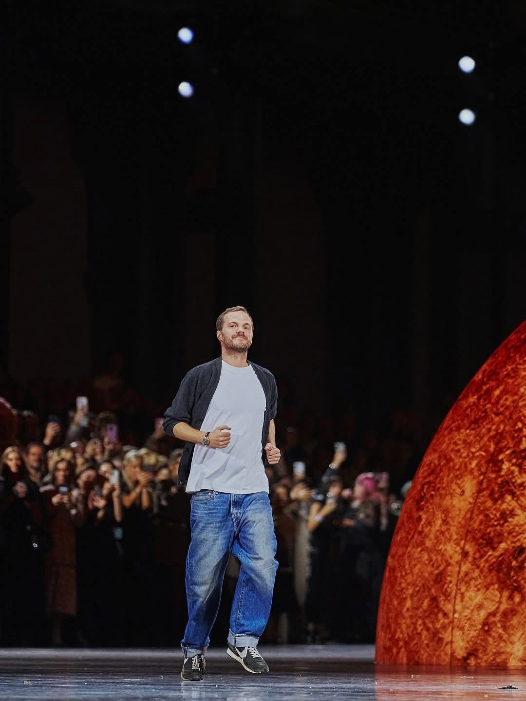 Tân giám đốc sáng tạo của Chanel Matthieu Blazy.