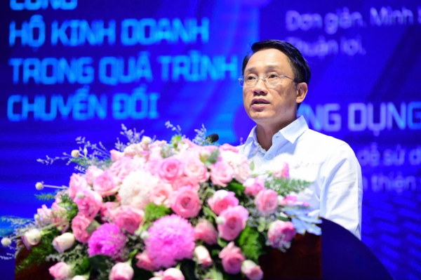 Ông Mai Sơn, Phó Cục trưởng Cục Thuế (Bộ Tài chính) 



