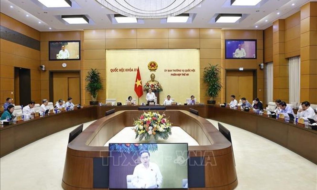 Chủ tịch Quốc hội Trấn Thanh Mẫn phát biểu bế mạc Phiên họp thứ 49 của Uỷ ban Thường vụ Quốc hội. Ảnh: TTXVN.