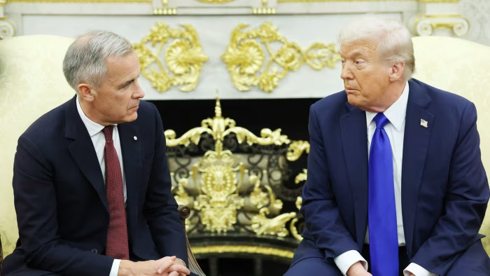 Tổng thống Mỹ Donald Trump và Thủ tướng Canada Mark Carney tại Nhà Trắng ngày 7/10/2025 - Ảnh: Getty Images