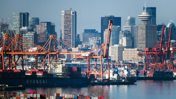 Thuế quan khiến thâm hụt thương mại của Canada tăng mạnh