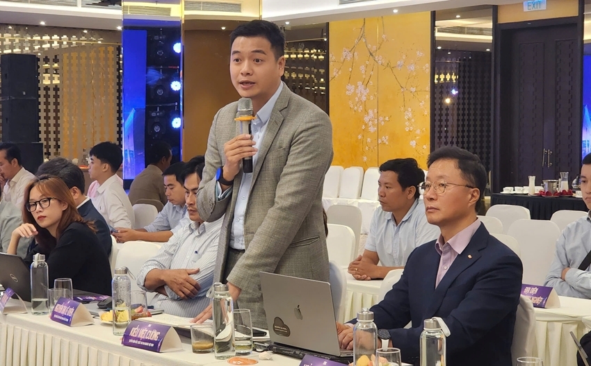 Đại biểu chia sẻ tại diễn đàn. Ảnh: Hoàng Anh.