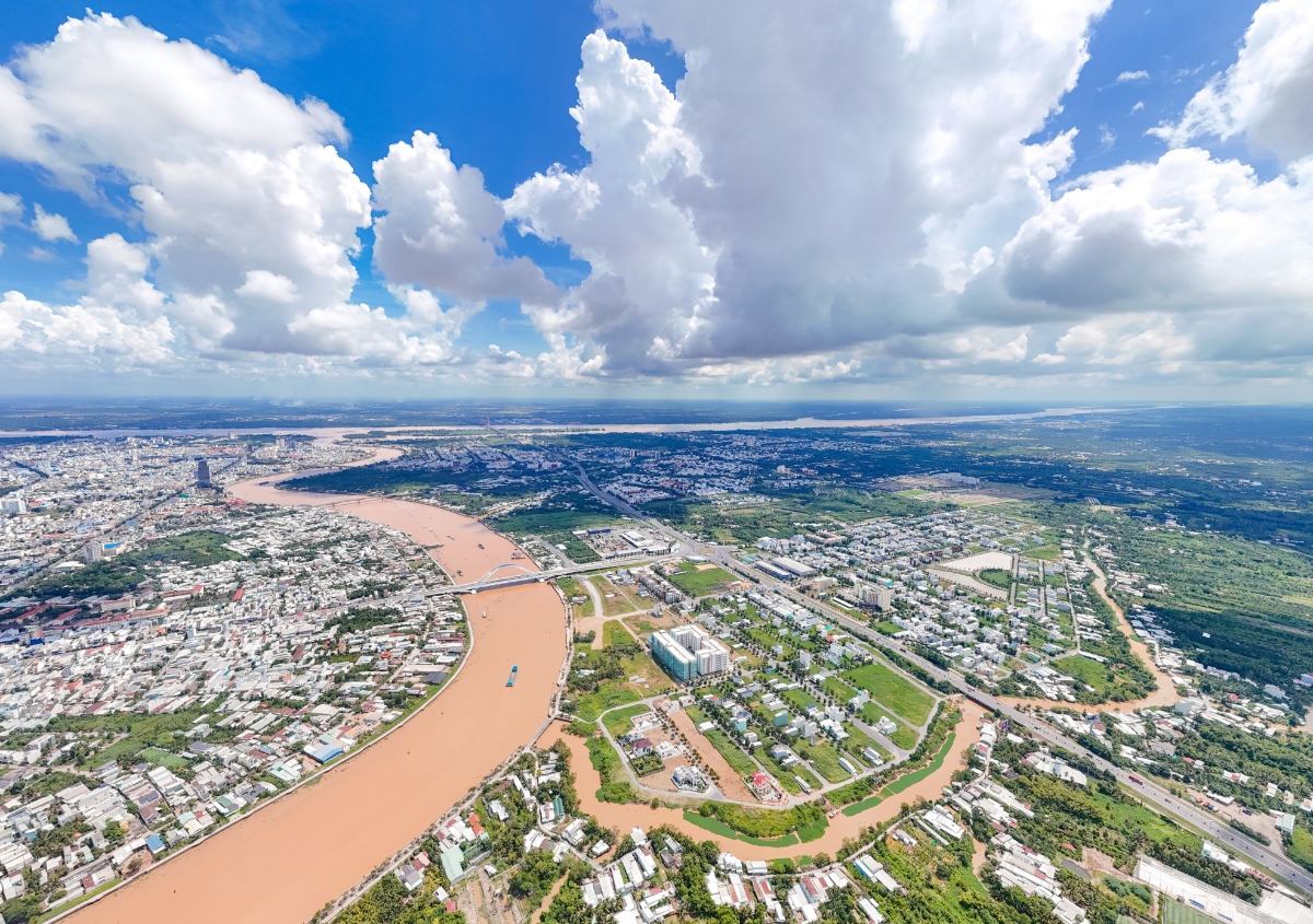 Vị thế cửa ngõ của phường Cái Răng, nơi hội tụ các yếu tố ‘tam cận’ – gần sông, gần đường, gần trung tâm – đang giúp nơi đây trở thành điểm đến hấp dẫn của dòng vốn đầu tư và cư dân đô thị mới.