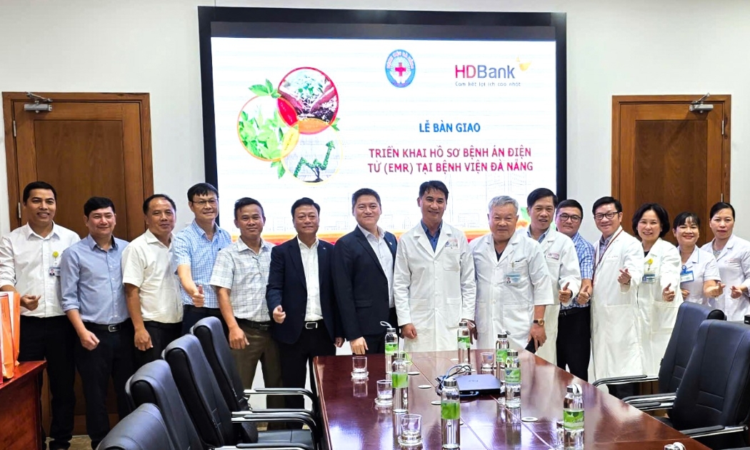 HDBank đã bàn giao dự án Hồ sơ bệnh án điện tử cho Bệnh viện Đà Nẵng sau hơn 2 tháng triển khai.