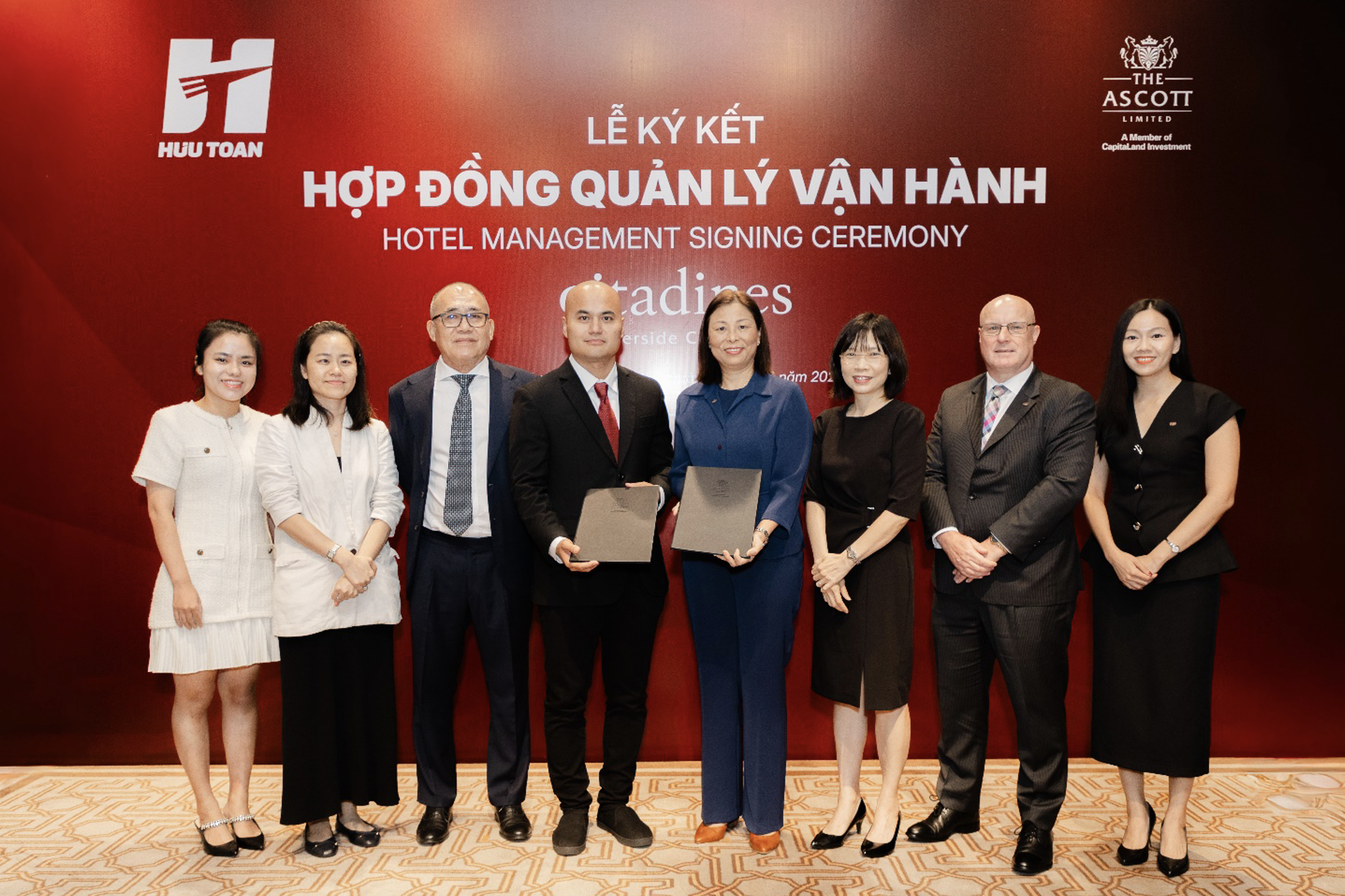 Executives from The Ascott Limited and Huu Toan Corporation at the signing ceremony for the management agreement of Citadines Riverside Can Tho, marking the Citadines brand’s debut in Can Tho and Huu Toan’s first step into hospitality.