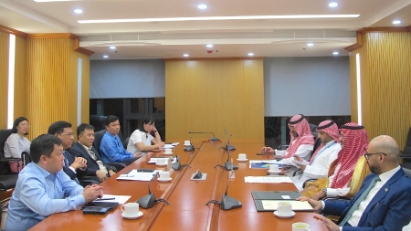 Vietnam, Saudi Arabia forge stronger transport-logistics ties