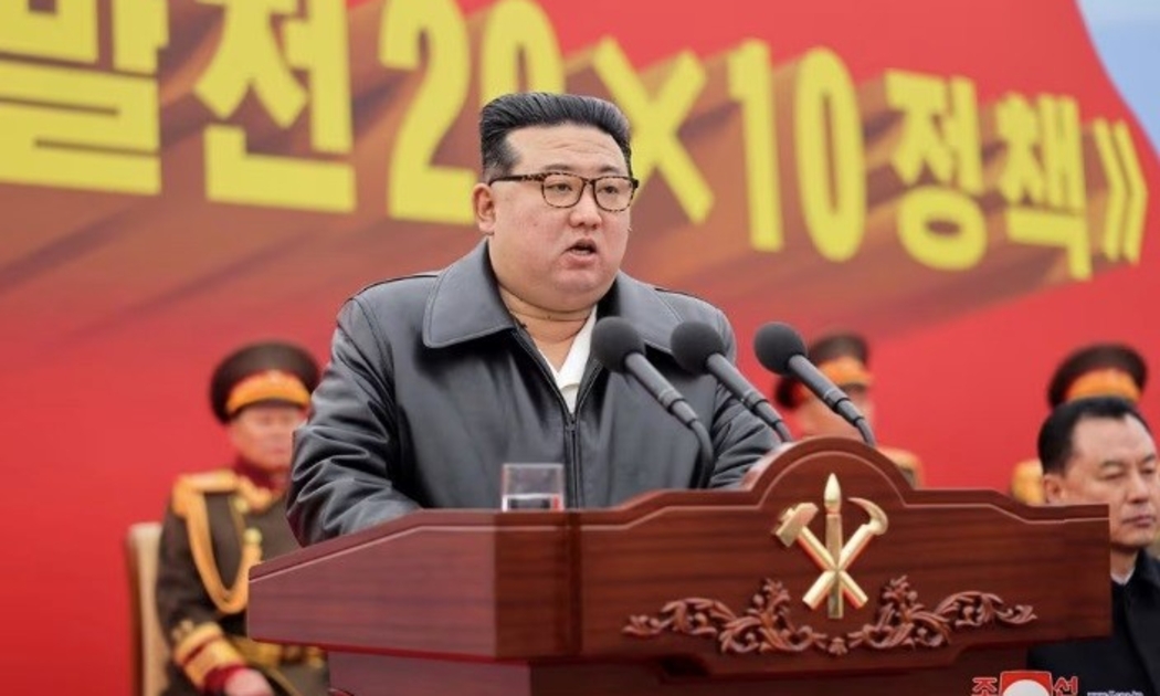 Chủ tịch Triều Tiên Kim Jong Un phát biểu tại lễ khởi công. (Ảnh: KCNA)