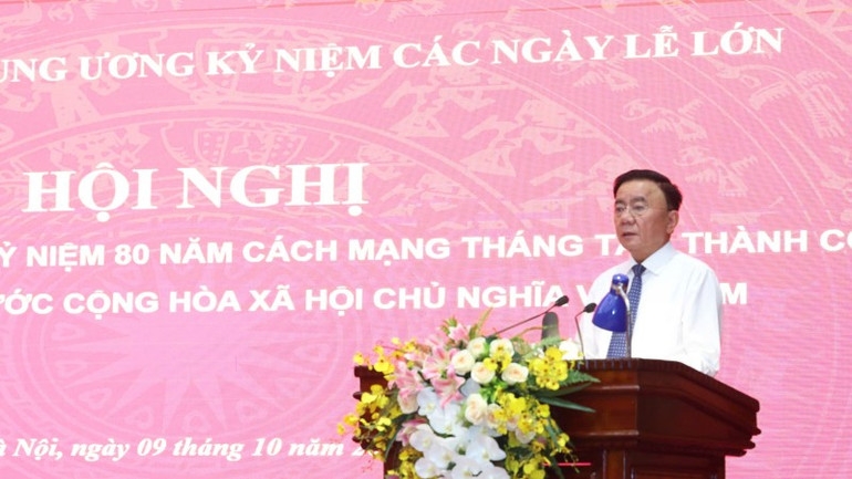 Hội nghị tổng kết các hoạt động kỷ niệm 80 năm Cách mạng tháng Tám và Quốc khánh 2/9 diễn ra dưới sự chủ trì của Thường trực Ban Bí thư Trần Cẩm Tú.